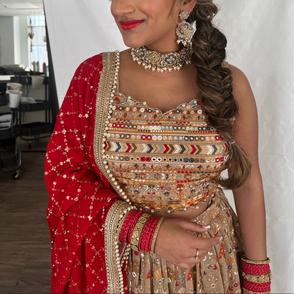 🥰Beautiful red/gold/tan lengha lehenga Size US 4 offers welcome♥️